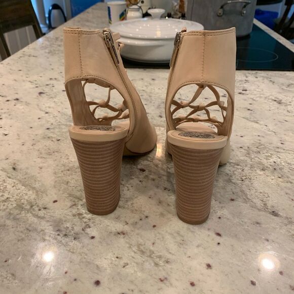 Vince Camuto Stesha Open Toe Stacked Heels 8.5 NEW - Picture 4 of 5